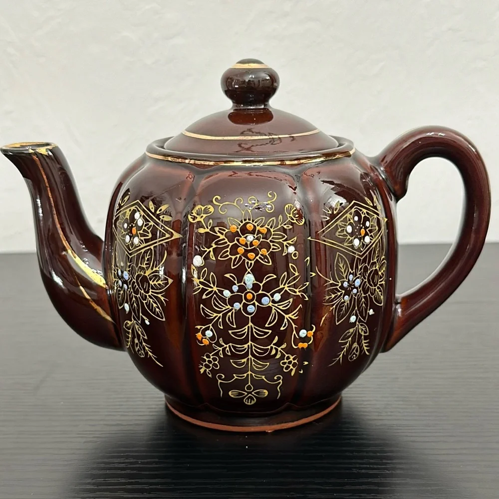 1940’s Vintage Japanese Moriage Hand Painted Pottery Teapot